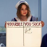 Maya Hawke: дали изгрява звездата й...? Maya Hawke: дали изгрява звездата й...?
